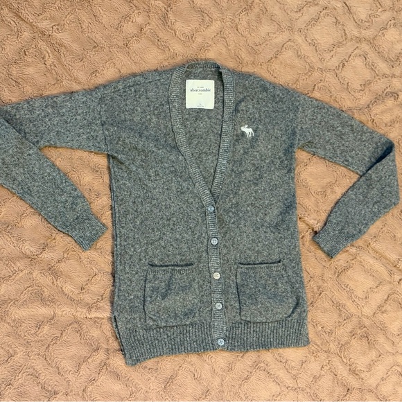Abercrombie & Fitch Other - Abercrombie & Fitch Heather Gray with silver Cardigan Sweater kids size XL